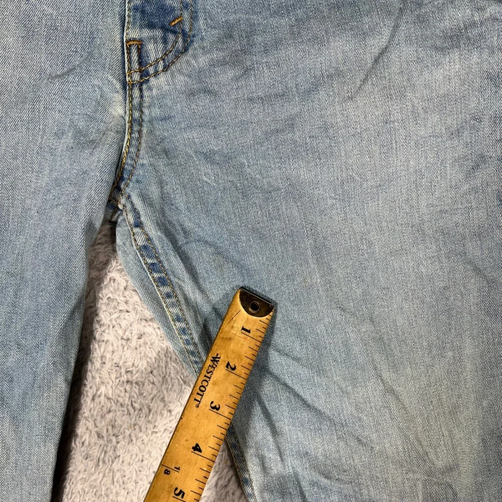 Levis 514 Straight Fit Jeans Mens 33x30 Light Wash Blue Denim trash distressed